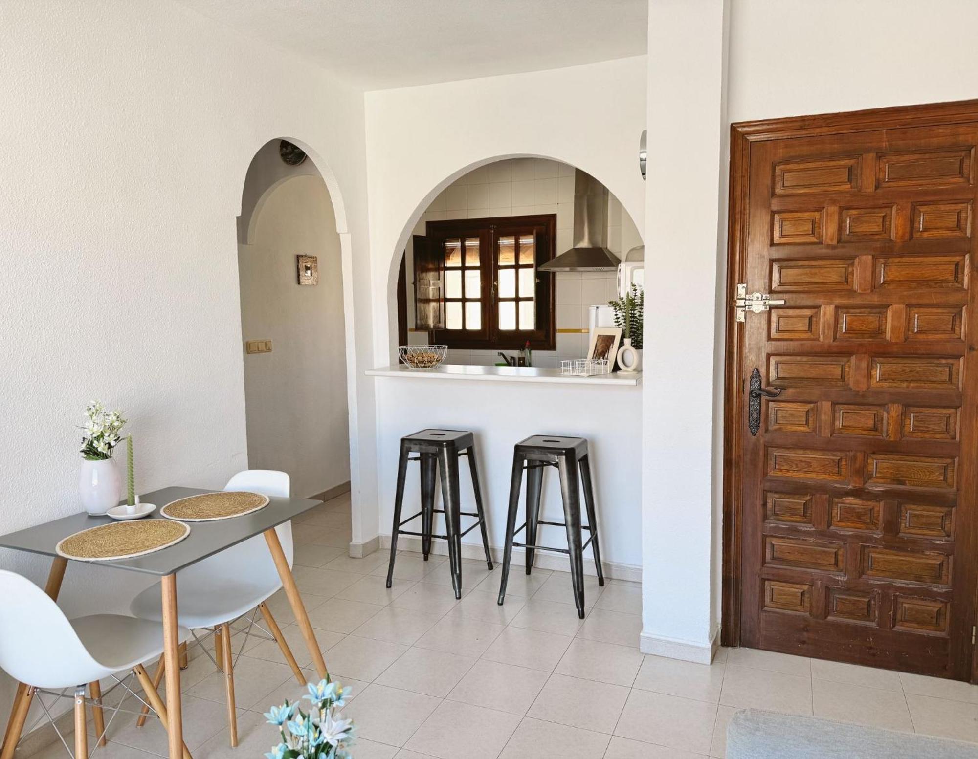 Apartment El Paraiso, 1 Bedroom 300M From The Sea Torrevieja Eksteriør bilde
